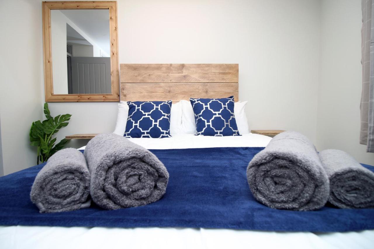 Sleeps 6, Smart Tv'S, Parking Swansea & Morriston Hospital Daire Dış mekan fotoğraf
