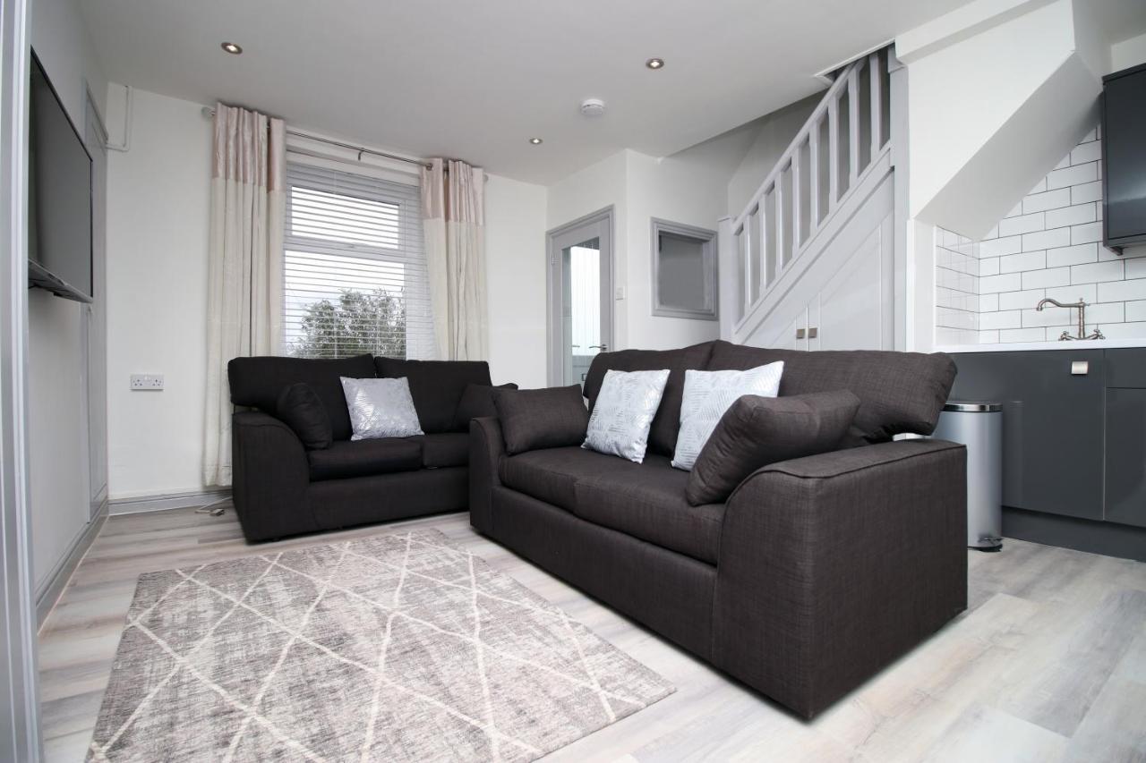 Sleeps 6, Smart Tv'S, Parking Swansea & Morriston Hospital Daire Dış mekan fotoğraf