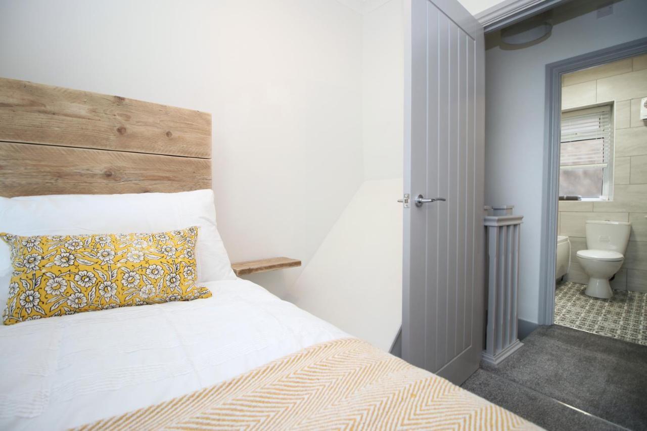 Sleeps 6, Smart Tv'S, Parking Swansea & Morriston Hospital Daire Dış mekan fotoğraf